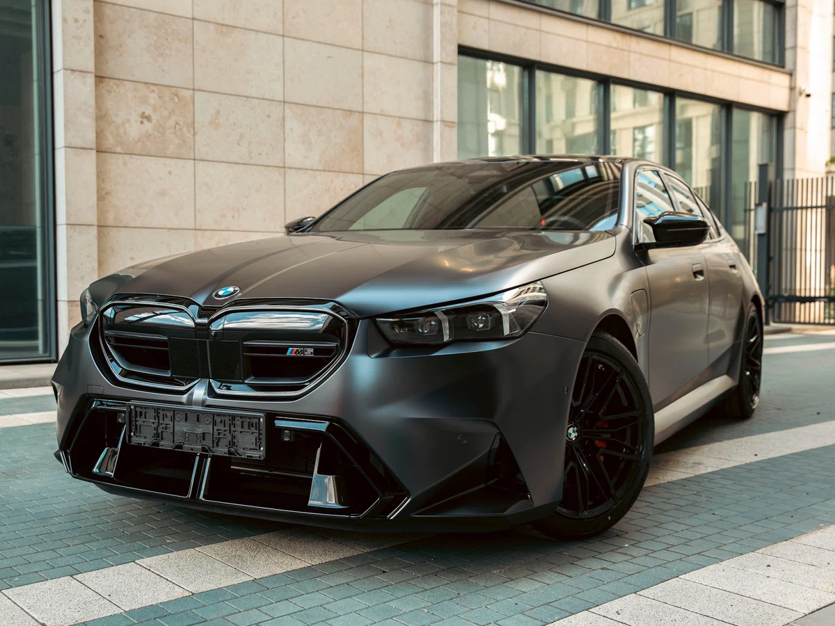 BMW M5 G90